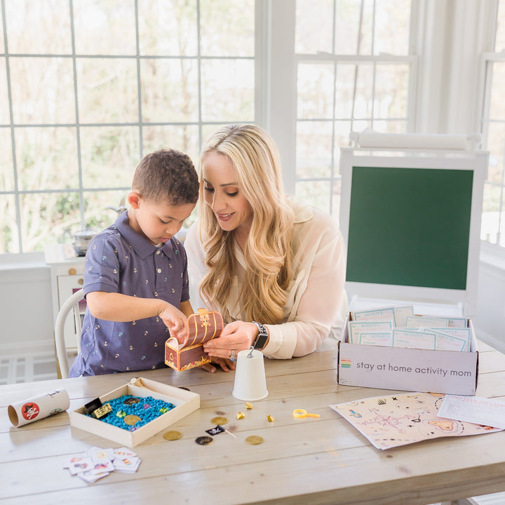 Pirates & Treasures Activity Kit